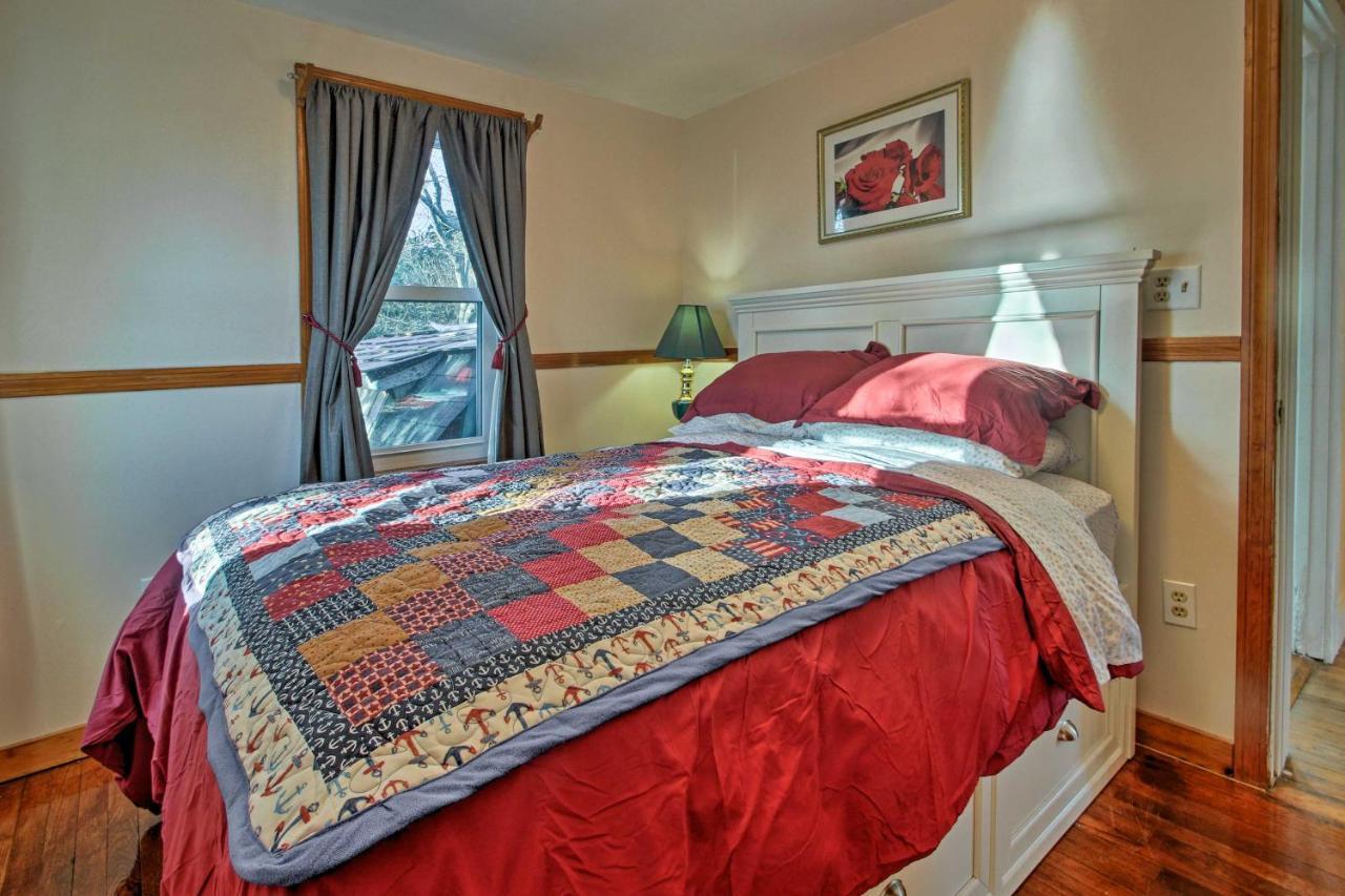 Cozy Buzzards Bay Home Steps To Cape Cod Canal! Борн Экстерьер фото